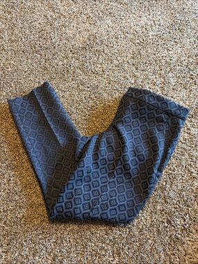 Banana Republic Textured Diamond Print Leggings - Dark Gray